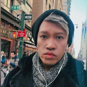 Meet your Posher, Dennis